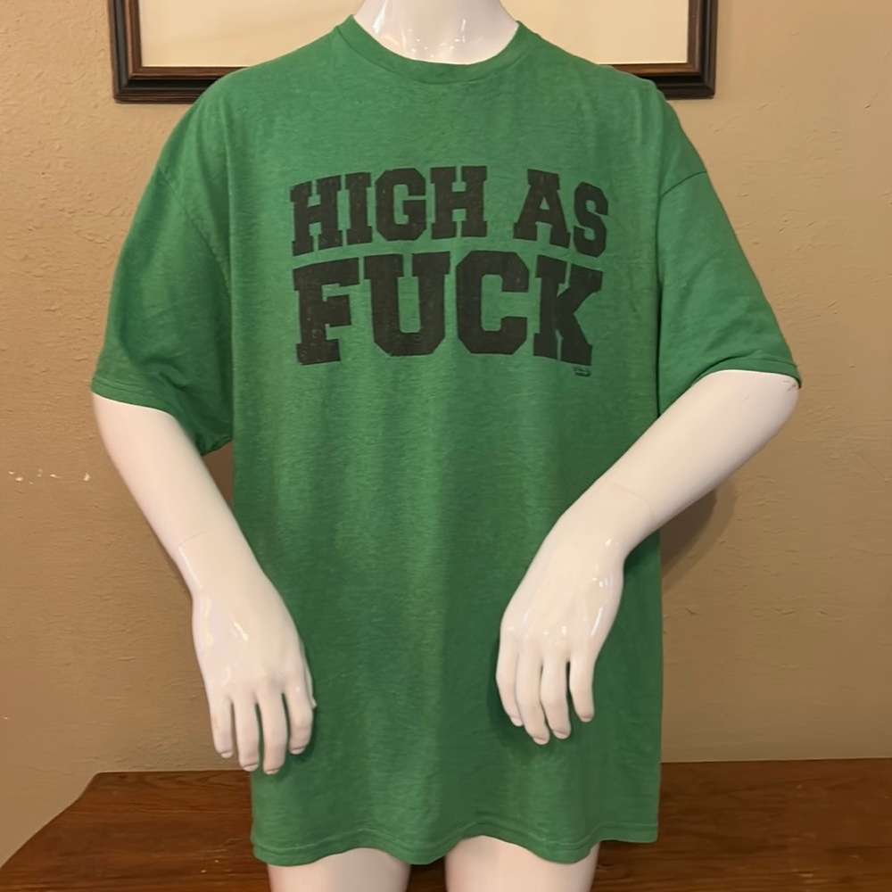 Spencer’s green SS t-shirt, size XXL